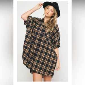 Medium Entro brand, oversized dress.